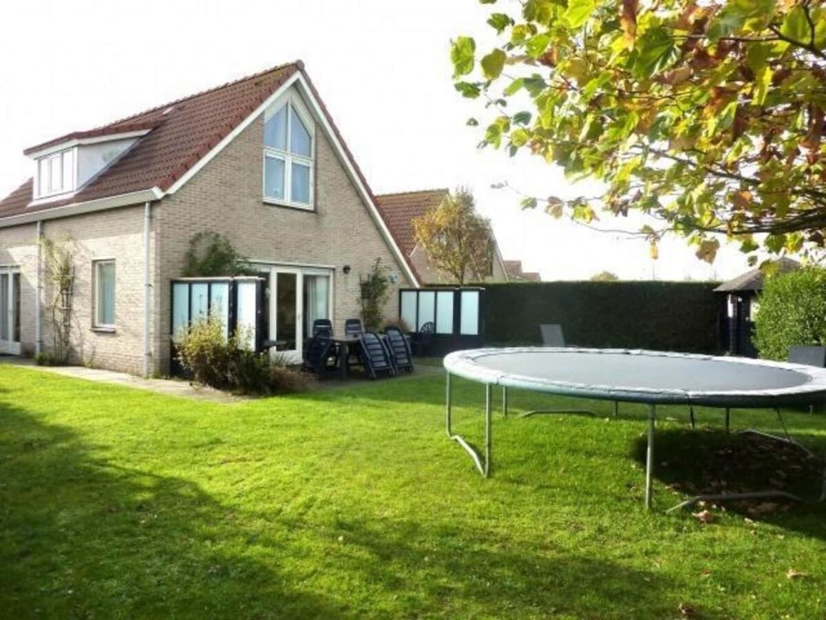 Holiday house Bungalow in Breskens near Beach & Lighthouse