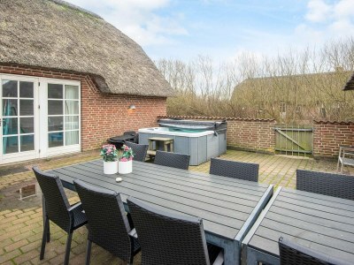 Holiday house Luxury Retreat with Pool - By Traum Ferienwohnungen - Outdoor photo 35