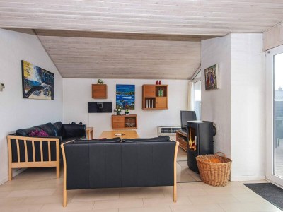 Holiday house Gemutliches Poolhaus am Meer -- By Traum Ferienwohnungen - Outdoor photo 2