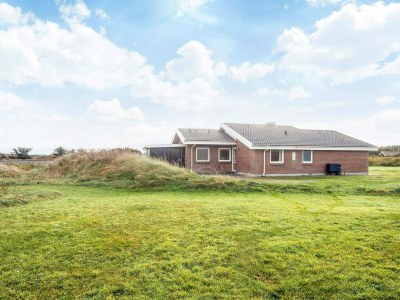 Holiday house Gemutliches Poolhaus am Meer -- By Traum Ferienwohnungen - Outdoor photo 8