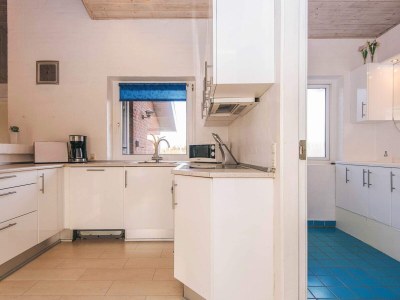 Holiday house Gemutliches Poolhaus am Meer -- By Traum Ferienwohnungen - Outdoor photo 14