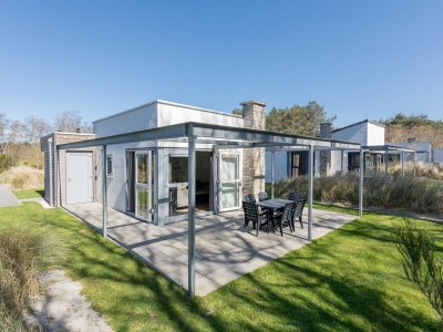 Holiday park Spacious Island Getaway in De Koog - Holiday park