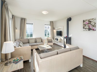 Holiday park Spacious Villa by the Sea - Features photo 4