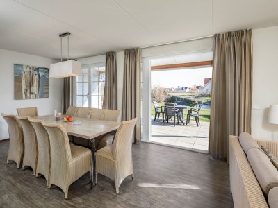 Holiday park Spacious Villa by the Sea - Features photo 8