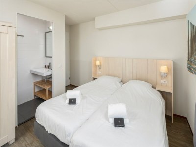 Holiday park Spacious Villa by the Sea - Features photo 9