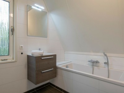 Holiday park Woodland Retreat near Breda - Features photo 7