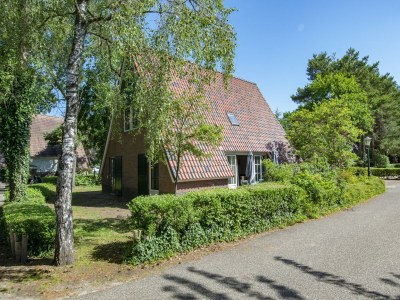 Holiday park Holiday Home near Breda & De Biesbosch Park - Outdoor photo 2