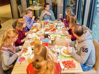 Holiday park Holiday Home near Breda & De Biesbosch Park - Outdoor photo 17