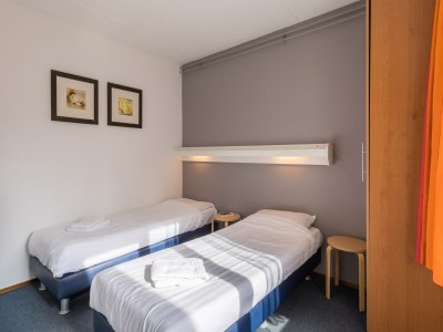 Holiday park Spacious bungalow near the Hunebedcentrum - Features photo 7