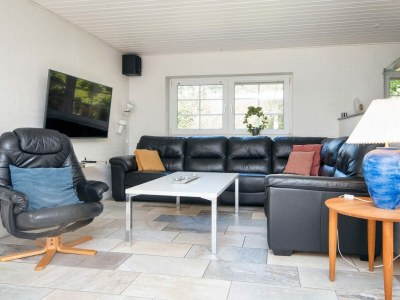 Holiday house Luxurioses Reetdachrefugium -- By Traum Ferienwohnungen - Outdoor photo 6