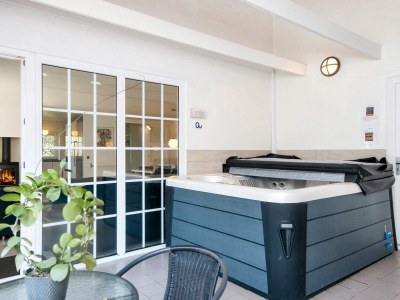 Holiday house Luxurioses Reetdachrefugium -- By Traum Ferienwohnungen - Outdoor photo 15