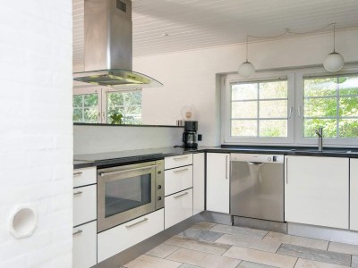 Holiday house Luxurioses Reetdachrefugium -- By Traum Ferienwohnungen - Outdoor photo 25