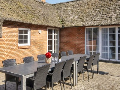 Holiday house Luxurioses Reetdachrefugium -- By Traum Ferienwohnungen - Outdoor photo 29