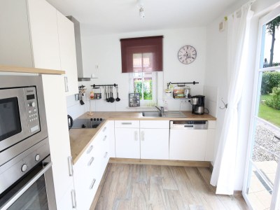 Holiday house Drööm unter Reet 1 - Outdoor photo 6