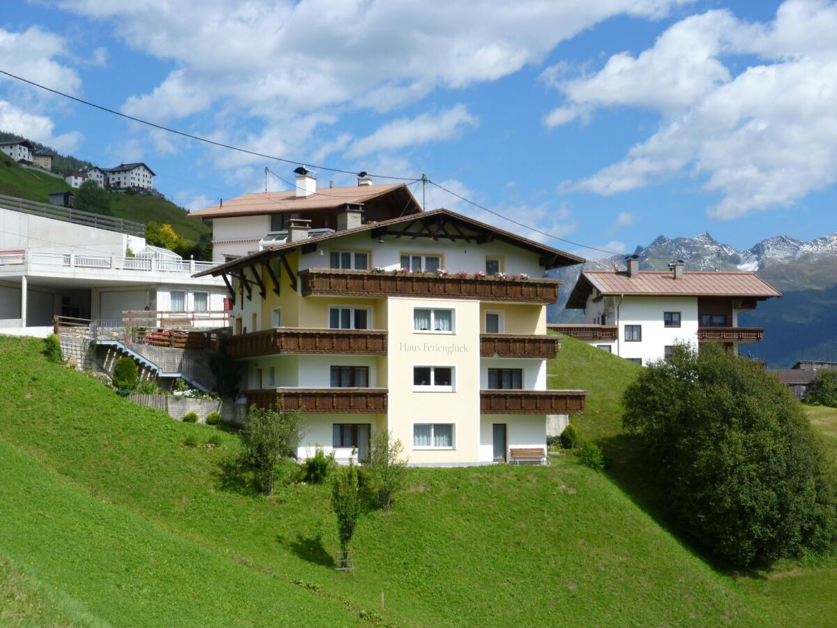 Apartment Chalet in Ischgl nahe Bergbahn - Outdoor photo 2