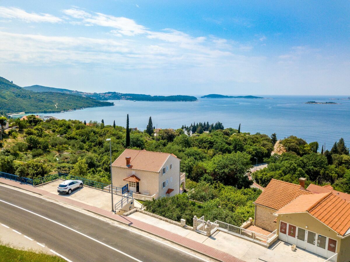 Apartment Villa Panorama Dubrovnik (A1) - Deluxe One Bedroom Apartment with Terrace and Sea View - Outdoor photo 2