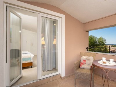 Villa Corinna - Features photo 35