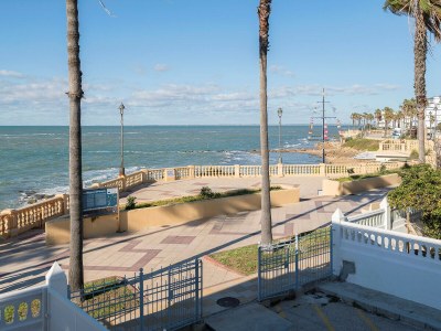 Holiday house EL PASEO DEL FARO in Chipiona - Holiday house