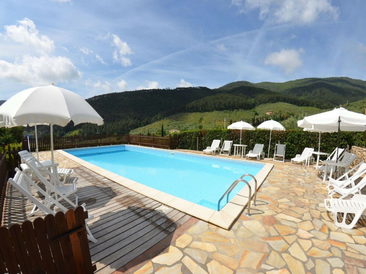 Holiday house Geräumiges Ferienhaus in Buti - Outdoor photo 5