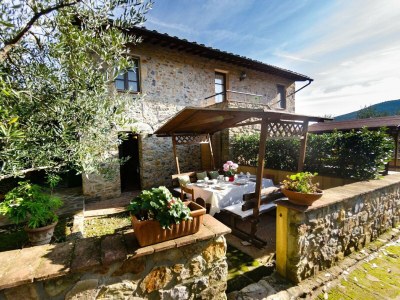 Holiday house Geräumiges Ferienhaus in Buti - Outdoor photo 11