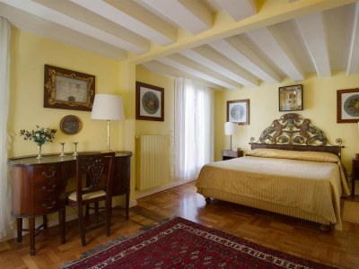 Apartment Ca' Cerchieri Mezzanine - Features photo 3