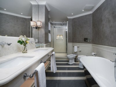 Apartment Duchessa Sofia-La Dimora degli Affreschi Florence - Features photo 11