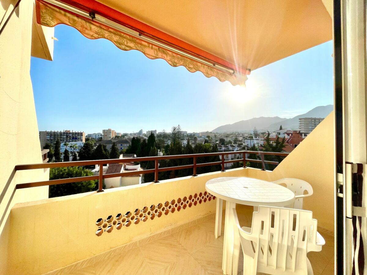 Apartment Apartment in Malaga with Sea Views & Pool