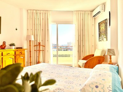 Apartment Apartment in Malaga with Sea Views & Pool - Features photo 13