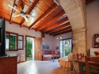 Villa Villa in Prines with Cretan Sea Views - Features photo 38