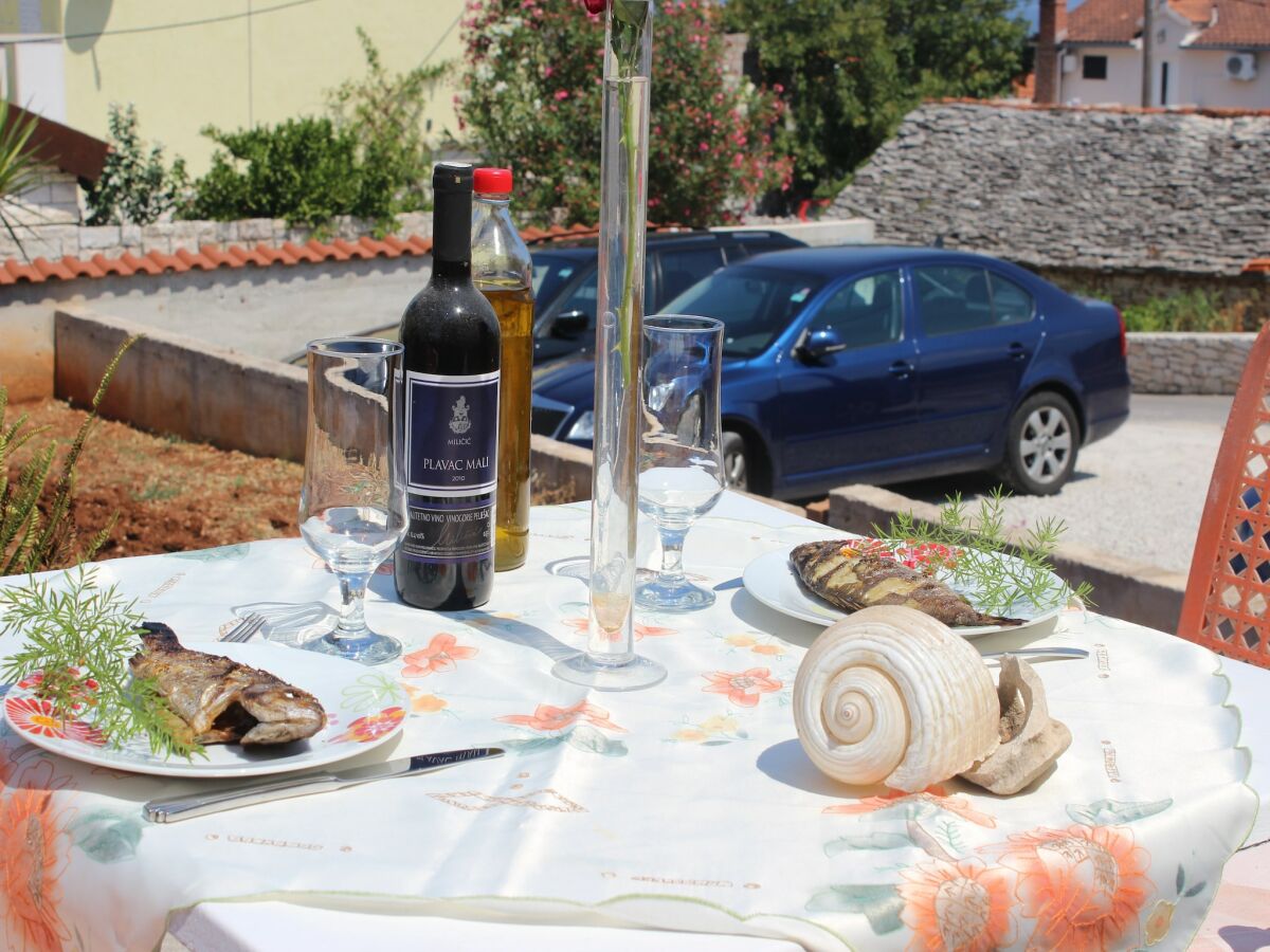 Apartment Apartments Sweet Life - One-Bedroom Apartment with Terrace (Nina) (ST) - Features photo 5