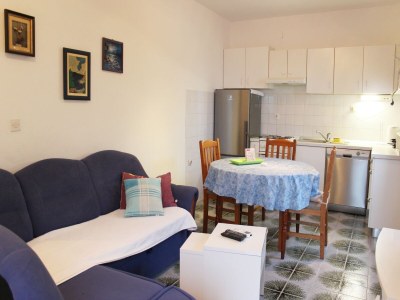 Apartment Apartments Sweet Life - One-Bedroom Apartment with Terrace (Nina) (ST) - Features photo 8