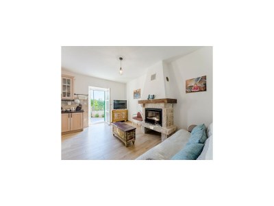 Holiday house Holiday Home Rustic - Two Bedroom Holiday Home with Private Pool - Features photo 11