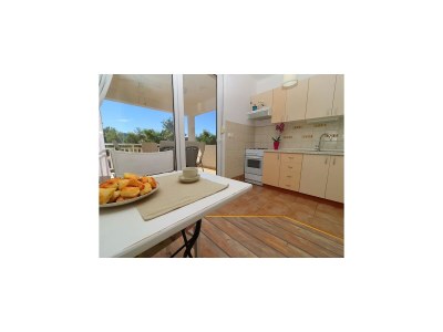 Apartment Apartments Mediterranean House - Two Bedroom Apartment with Terrace and Sea View - Features photo 3