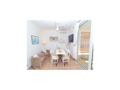 Apartment Apartments Mediterranean House - Two Bedroom Apartment with Terrace and Sea View - Features photo 11