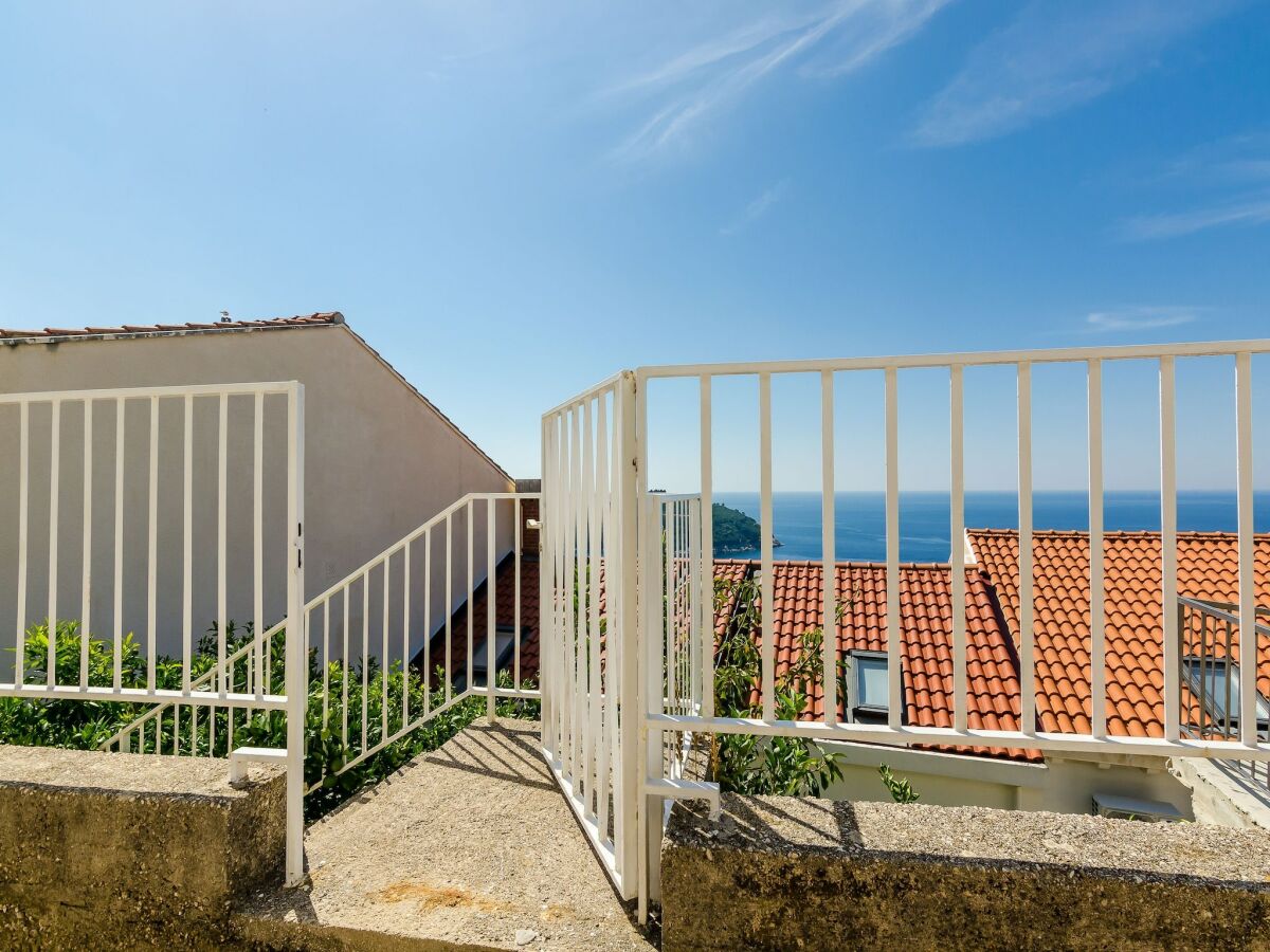 Apartment Apartment and Room Cicko - One Bedroom Apartment with Terrace and Sea View (Attic) - Outdoor photo 3
