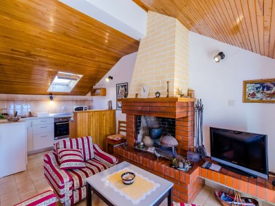 Apartment Apartment and Room Cicko - One Bedroom Apartment with Terrace and Sea View (Attic) - Features photo 6