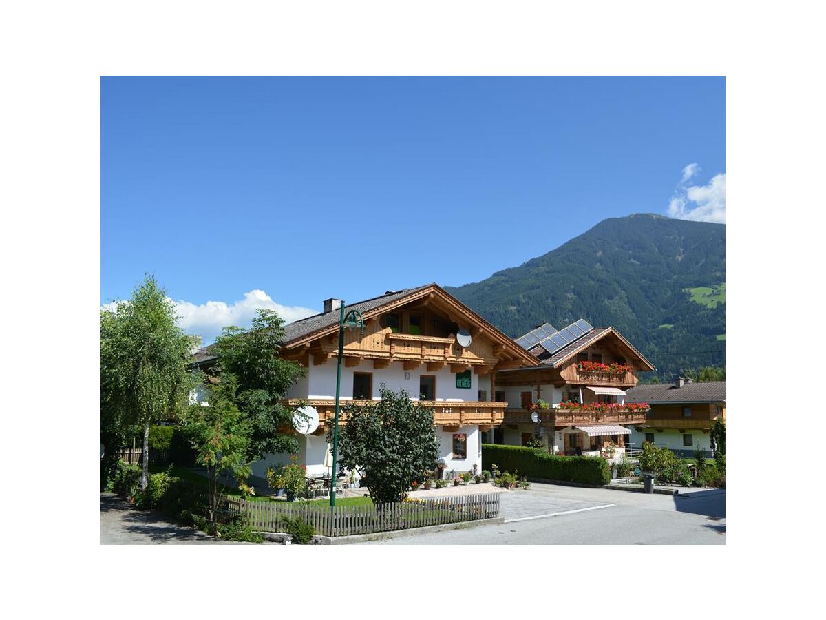 Apartment Apart Zwoa - Outdoor photo 2