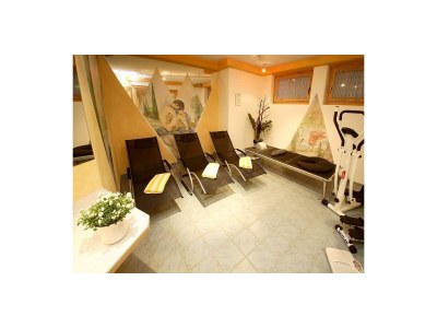 Apartment Top 9 & Top 14 - Outdoor photo 13