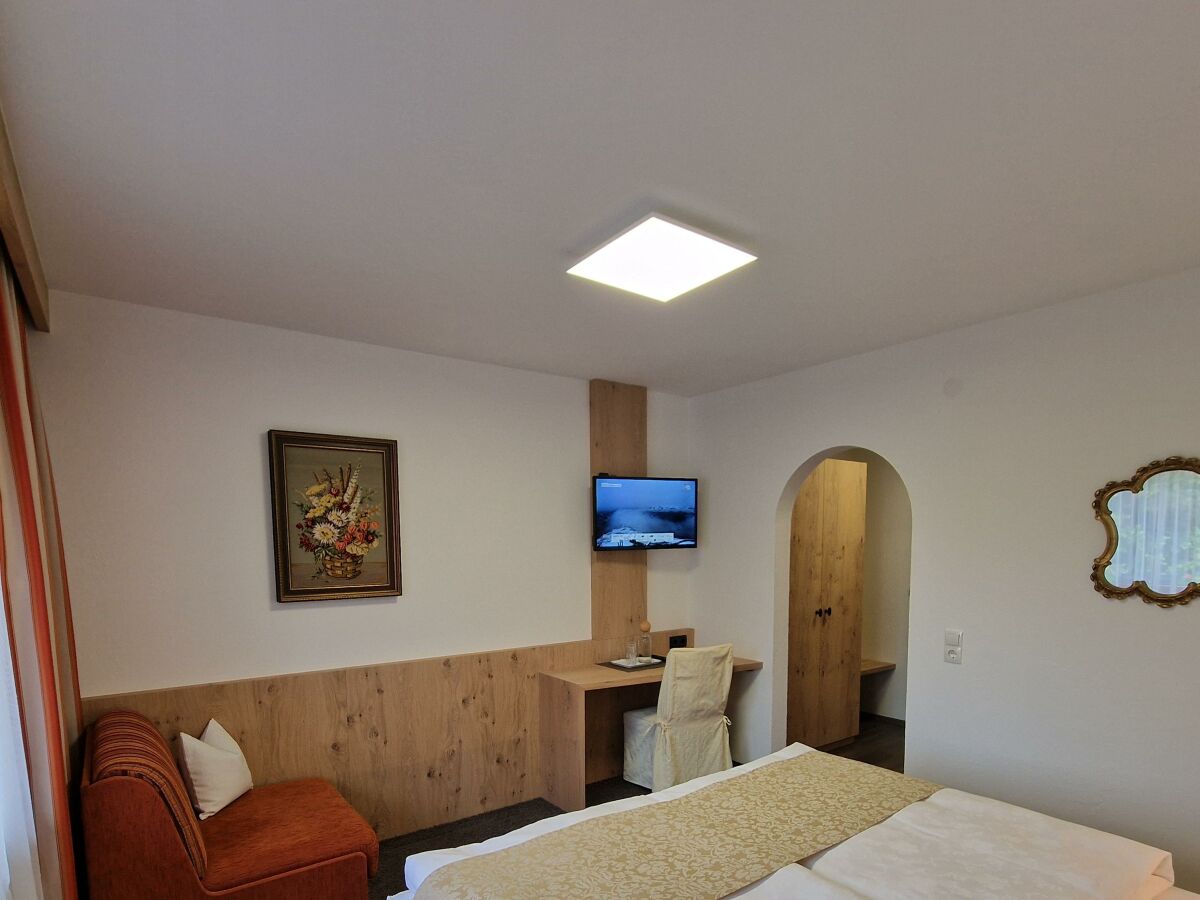 Holiday room Dreibettzimmer mit Dusche, WC - Outdoor photo 5