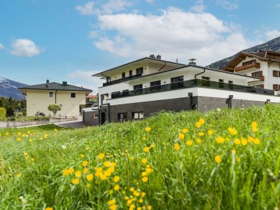 Apartment Apart Painting - Outdoor photo 14