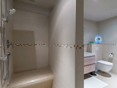 Apartment Apartment Van's Place - Features photo 29