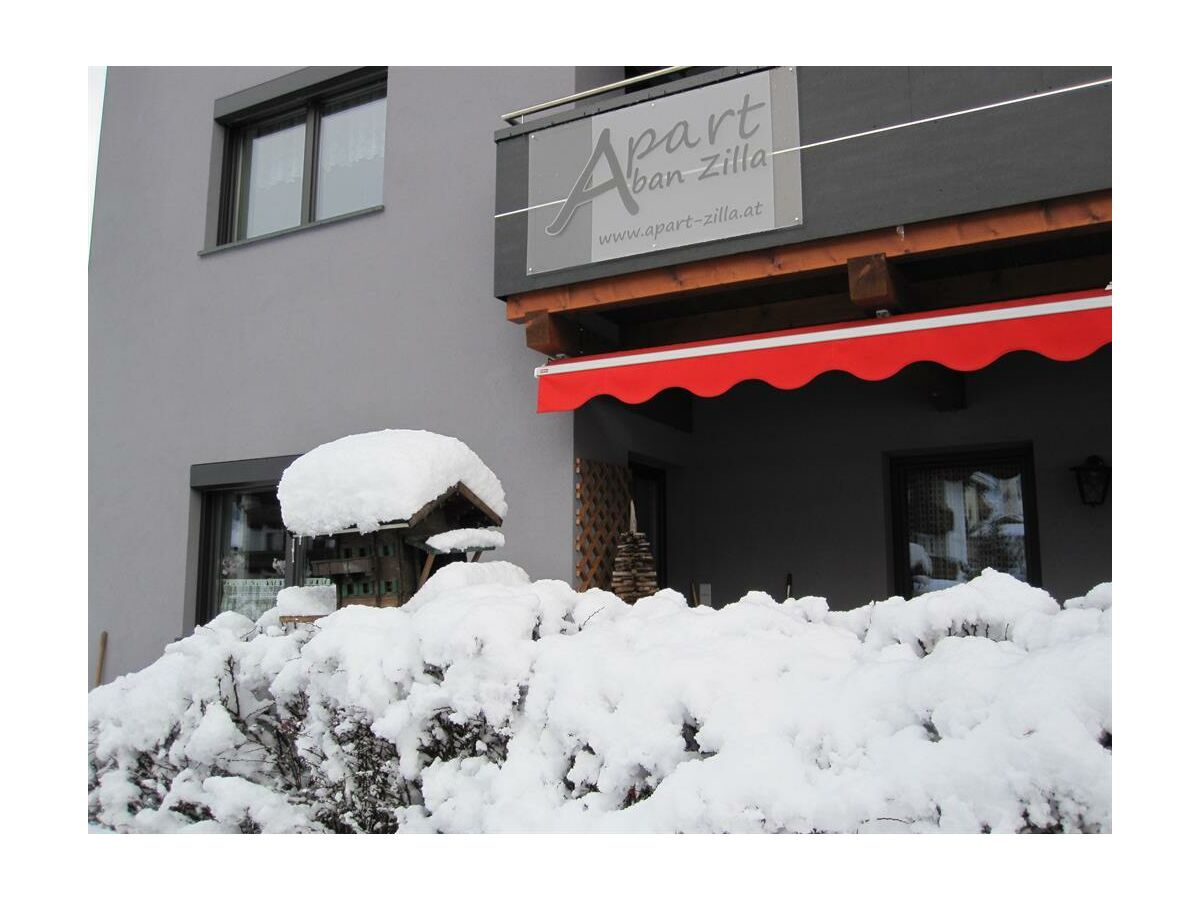 Apartment Apart ban Zilla - Outdoor photo 4