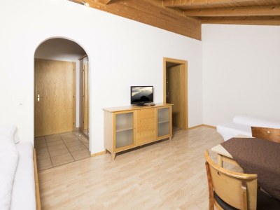 Apartment Top 3 - Features photo 10