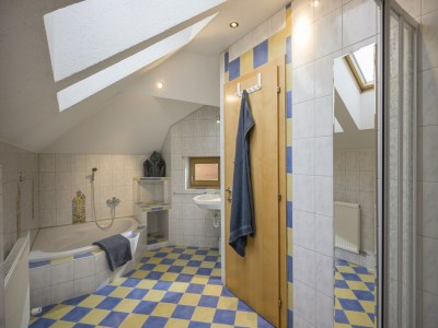 Apartment Pleasing Apartment in Kaltenbach near Ski Area - Features photo 10