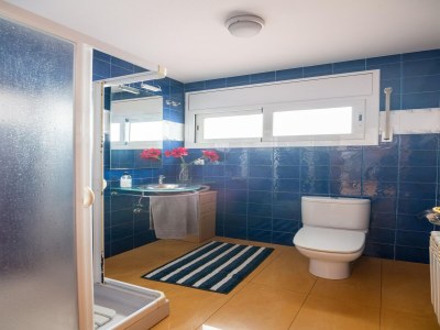 Holiday house Premium holiday home with private pool - Features photo 13