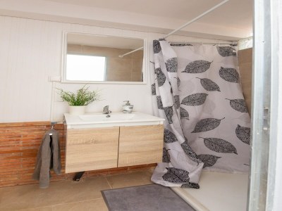 Holiday house Premium holiday home with private pool - Features photo 20