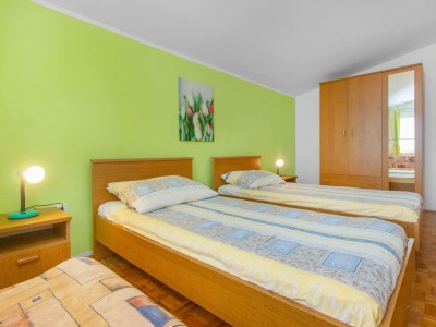 Apartment Apartments Alaga - B4+2 - Features photo 10