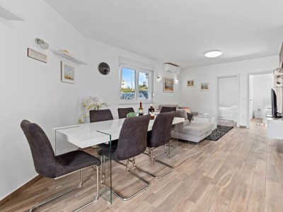 Apartment Apartment Moments - two bedroom apartment - Features photo 11