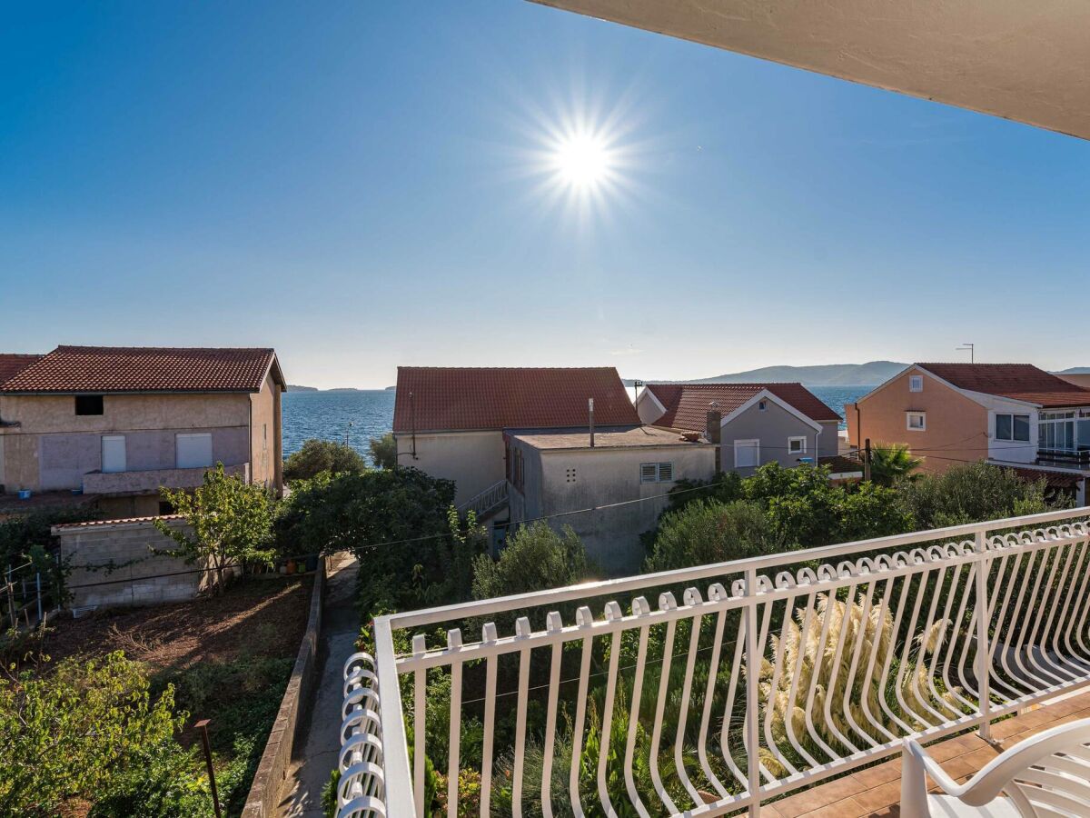 Apartment Apartments Barbarella - Three Bedroom Apartment A2 - Outdoor photo 5