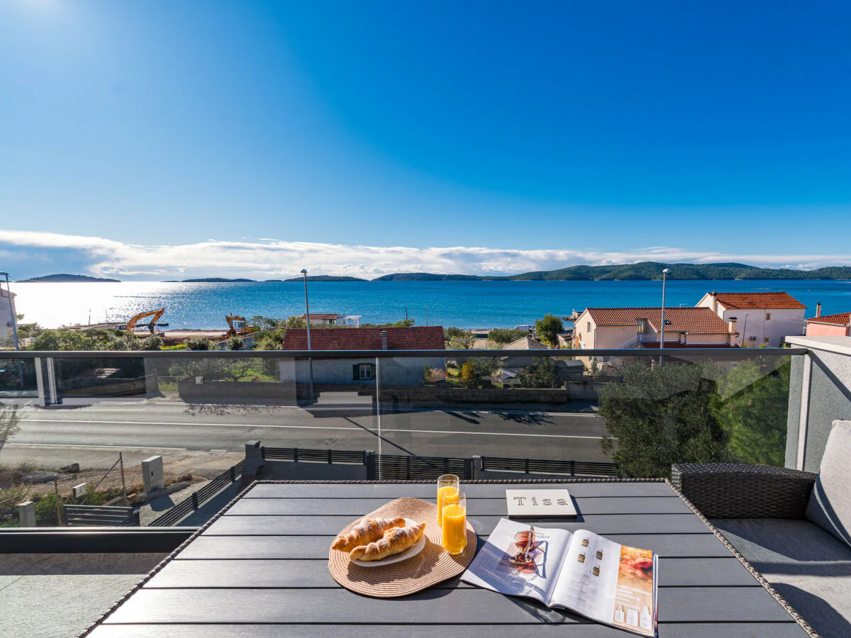 Apartment Luxury Apartment Tisa - three bedroom apartment